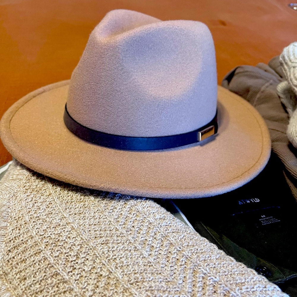 Tan Wide & Flat Rim Cowgirl Hat